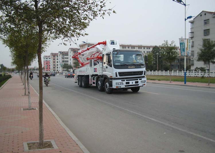 concrete pump truck