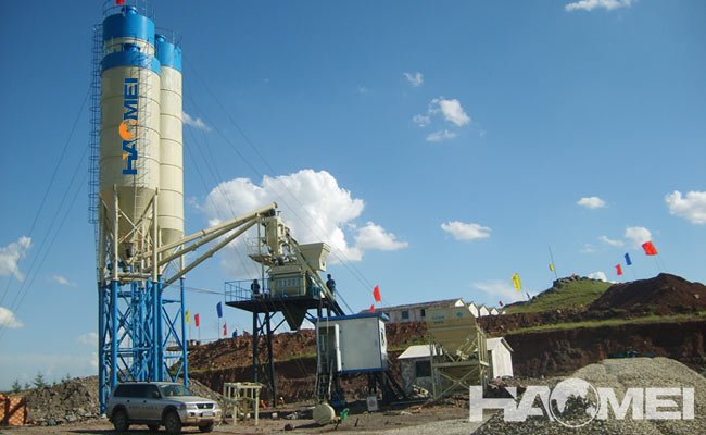 skip hoist type concrete batching plant